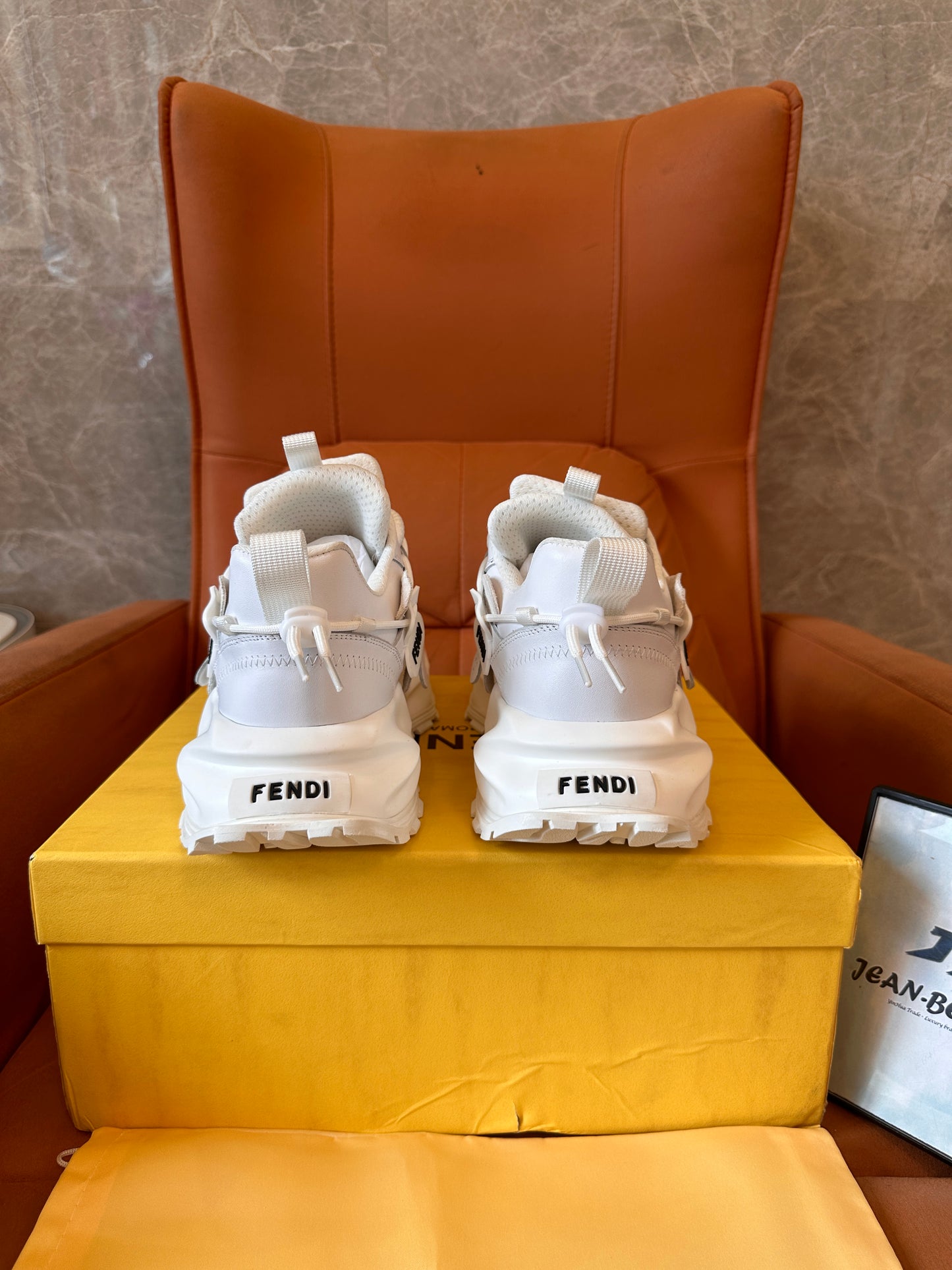 Zapatillas blancas Flow Runner de Fendi