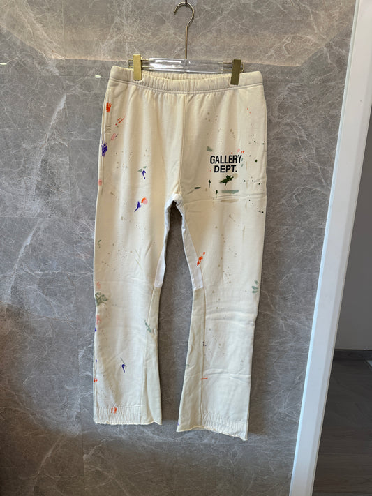Gallery Dept. Paint-Splatter Sweatpants – Off-White / Beige Casual Trousers