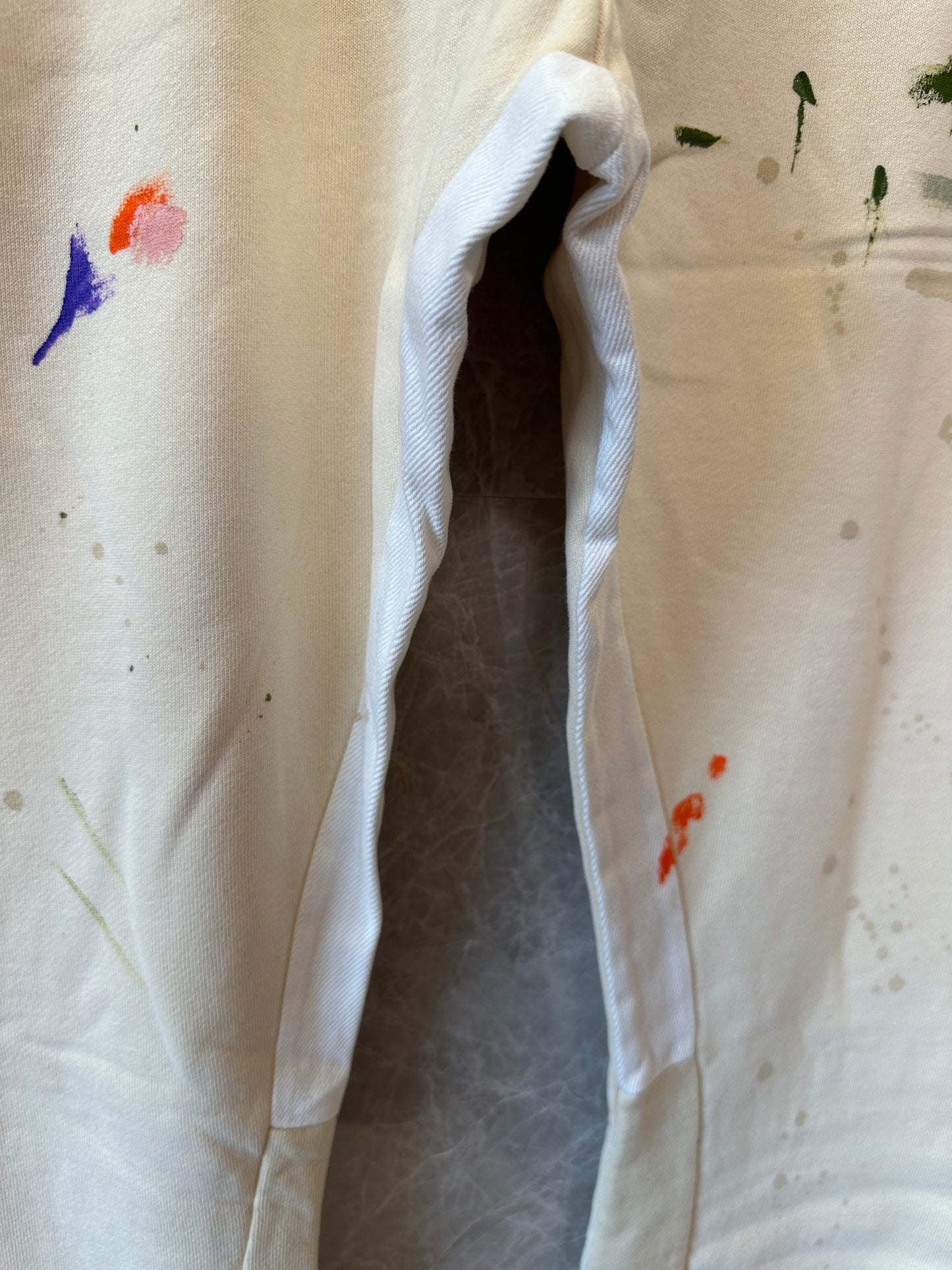 Gallery Dept. Paint-Splatter Sweatpants – Off-White / Beige Casual Trousers