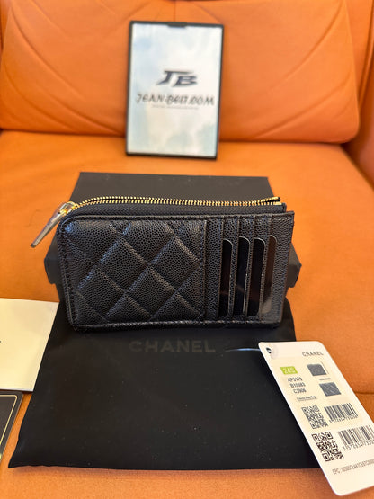 Tarjetero acolchado clásico de Chanel con cremallera