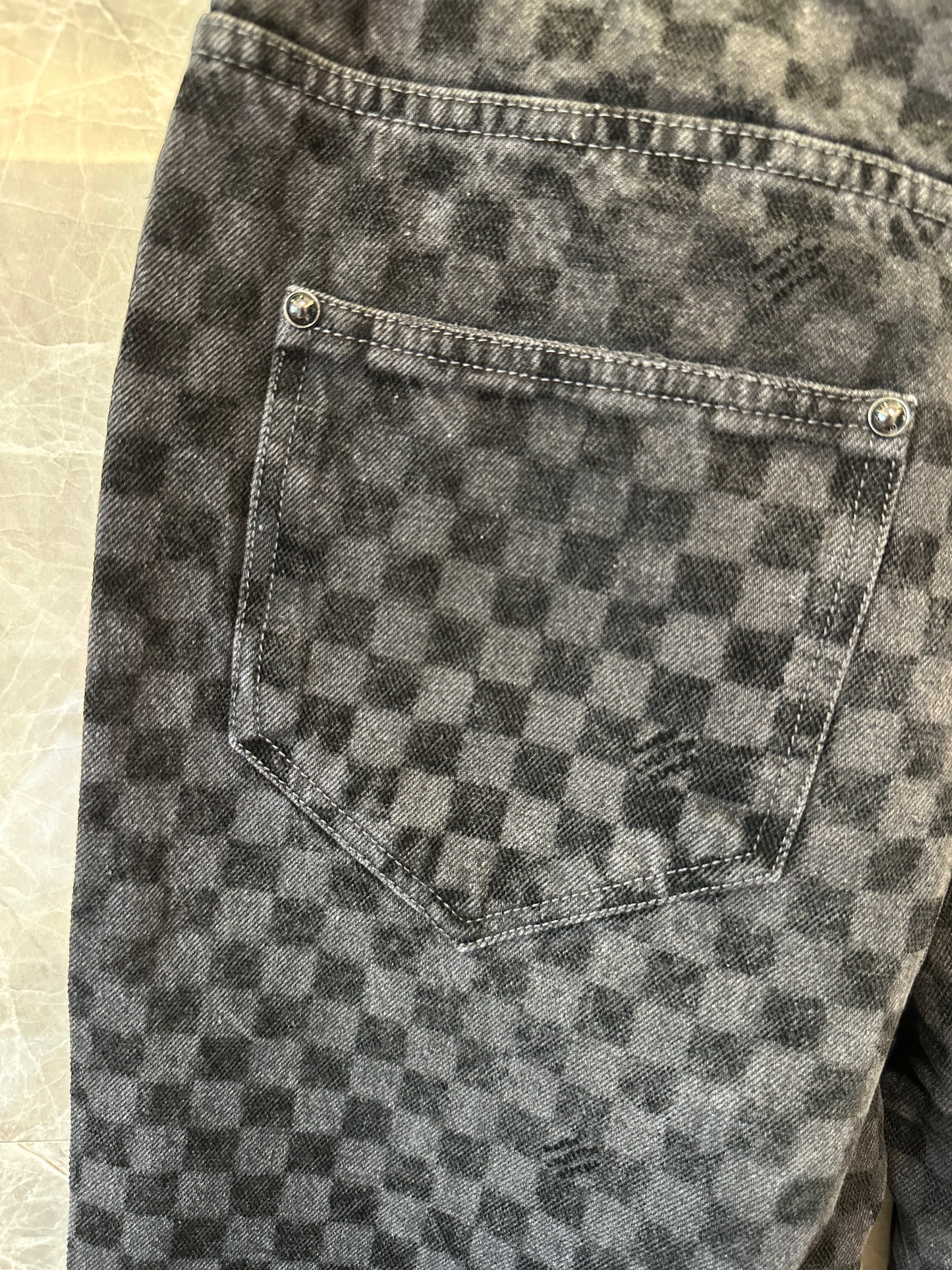 Louis Vuitton Damier Graphite Denim Pants RM265M CCU HSD 77W Black Checkered Jeans