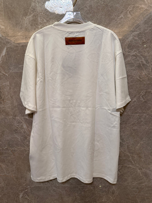 Camiseta blanca con monograma de Louis Vuitton