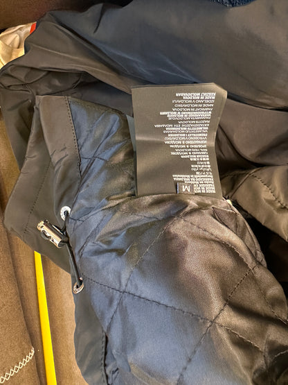 Jaqueta Prada clássica de nylon preta