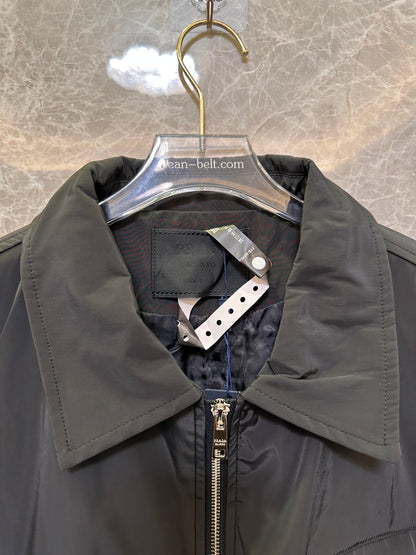 Jaqueta Prada clássica de nylon preta