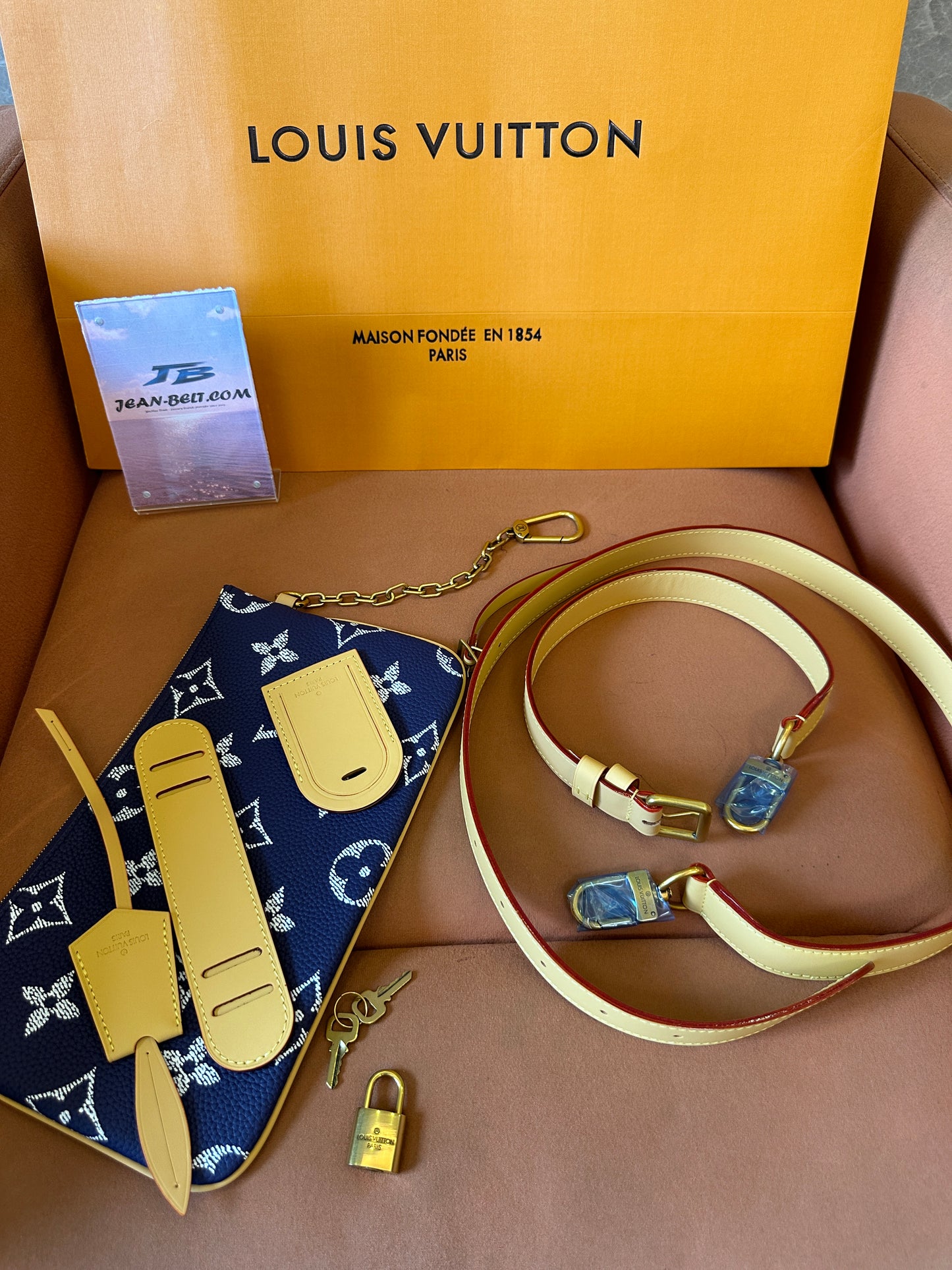 Louis Vuitton Keepall Bandoulière 50 Navy Monogram