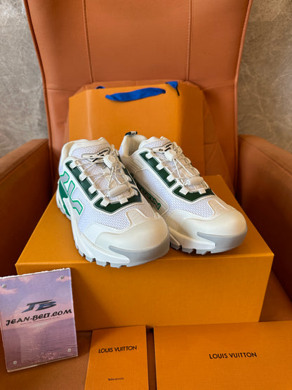 Louis Vuitton LV Runner Tatic Sneakers White Green