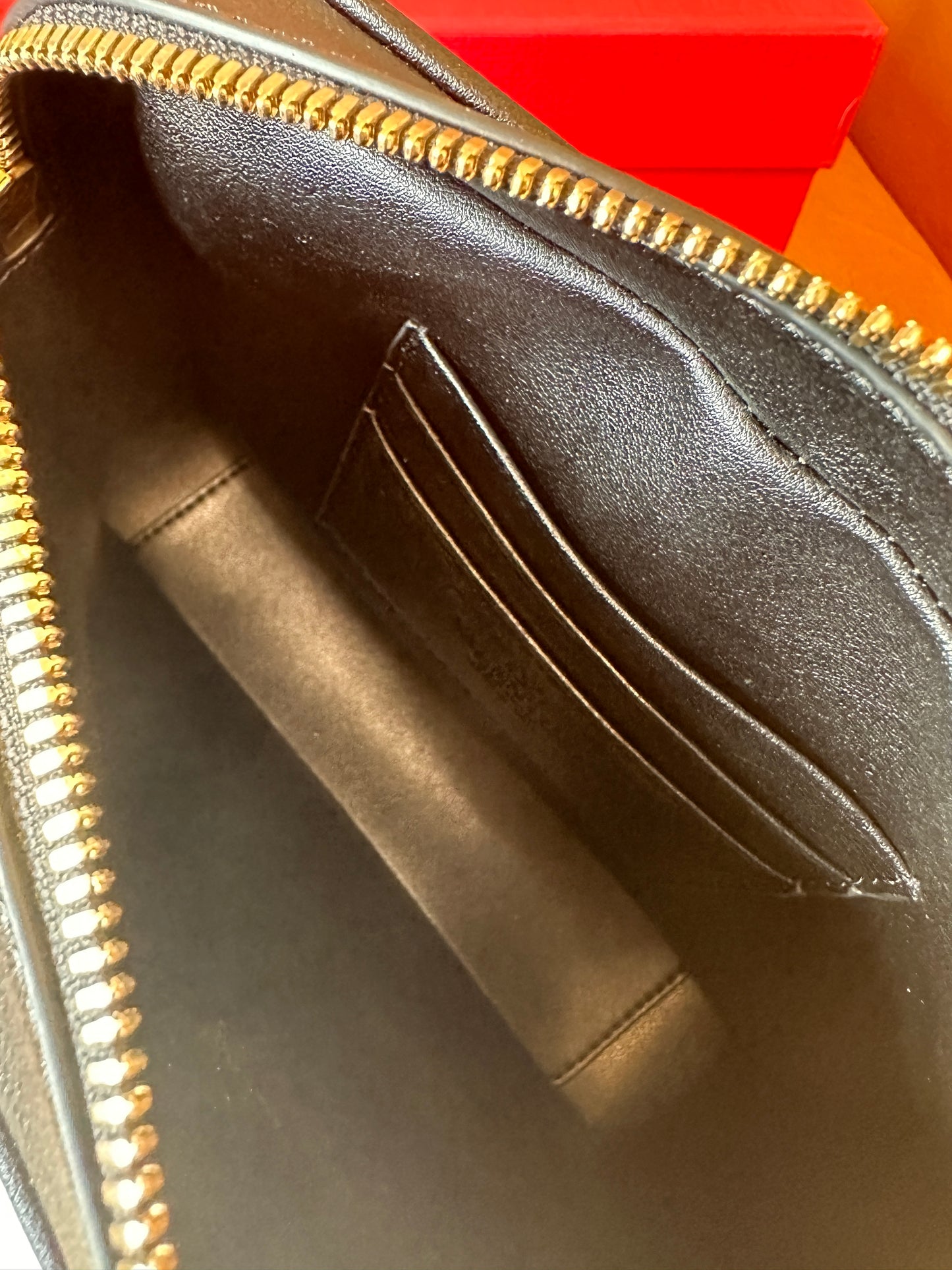 Valentino Garavani VLogo Signature Box Bag Black/Brown Leather