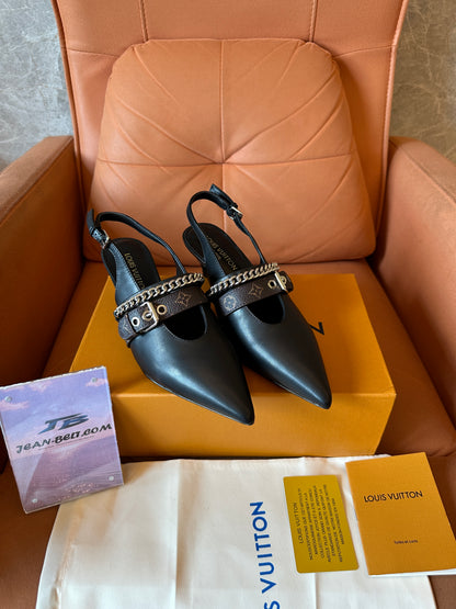 Louis Vuitton Monogram Chain Strap Slingback Pumps - Black