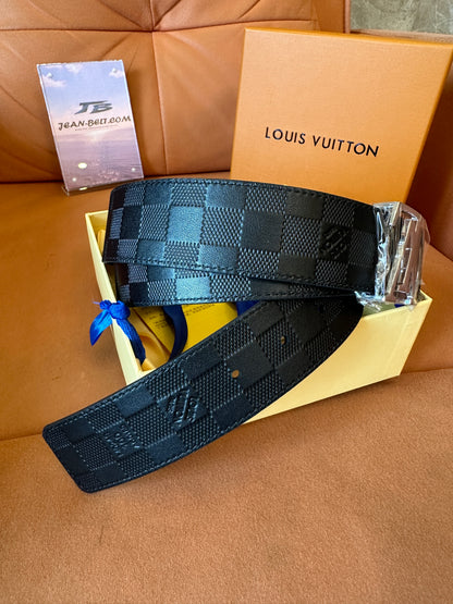 Louis Vuitton Damier Graphite Belt with Silver LV Buckle – 40mm Width