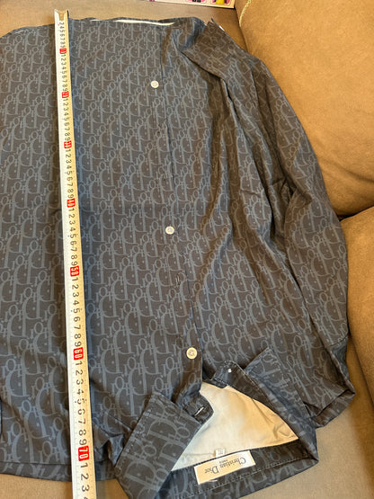 Camisa preta masculina Christian Dior com monograma