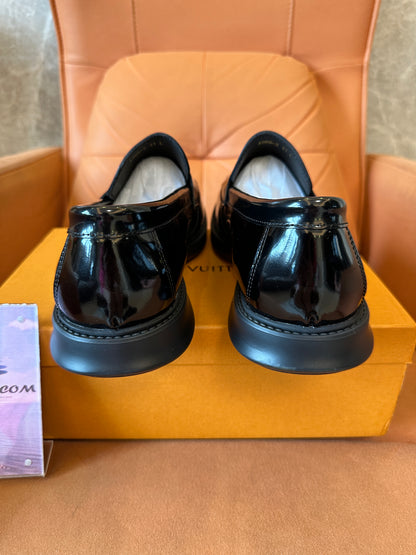 Louis Vuitton Black Patent Leather Loafers – Classic Logo Buckle Dress Shoes