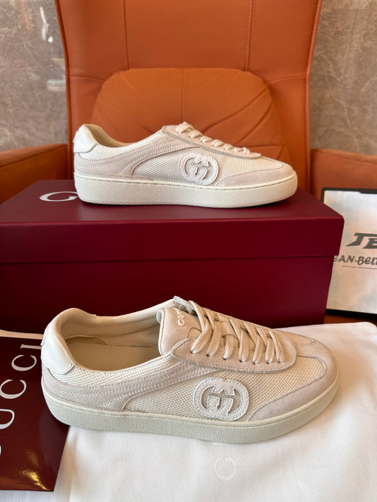 Tênis Gucci off white GG mesh