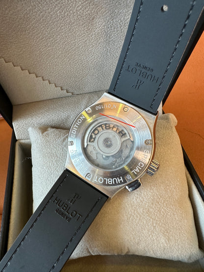 Hublot Classic Fusion Aerofusion Moonphase Titanium – Limited Edition 01/150