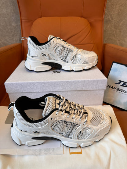 Zapatillas blancas de malla Dior B30