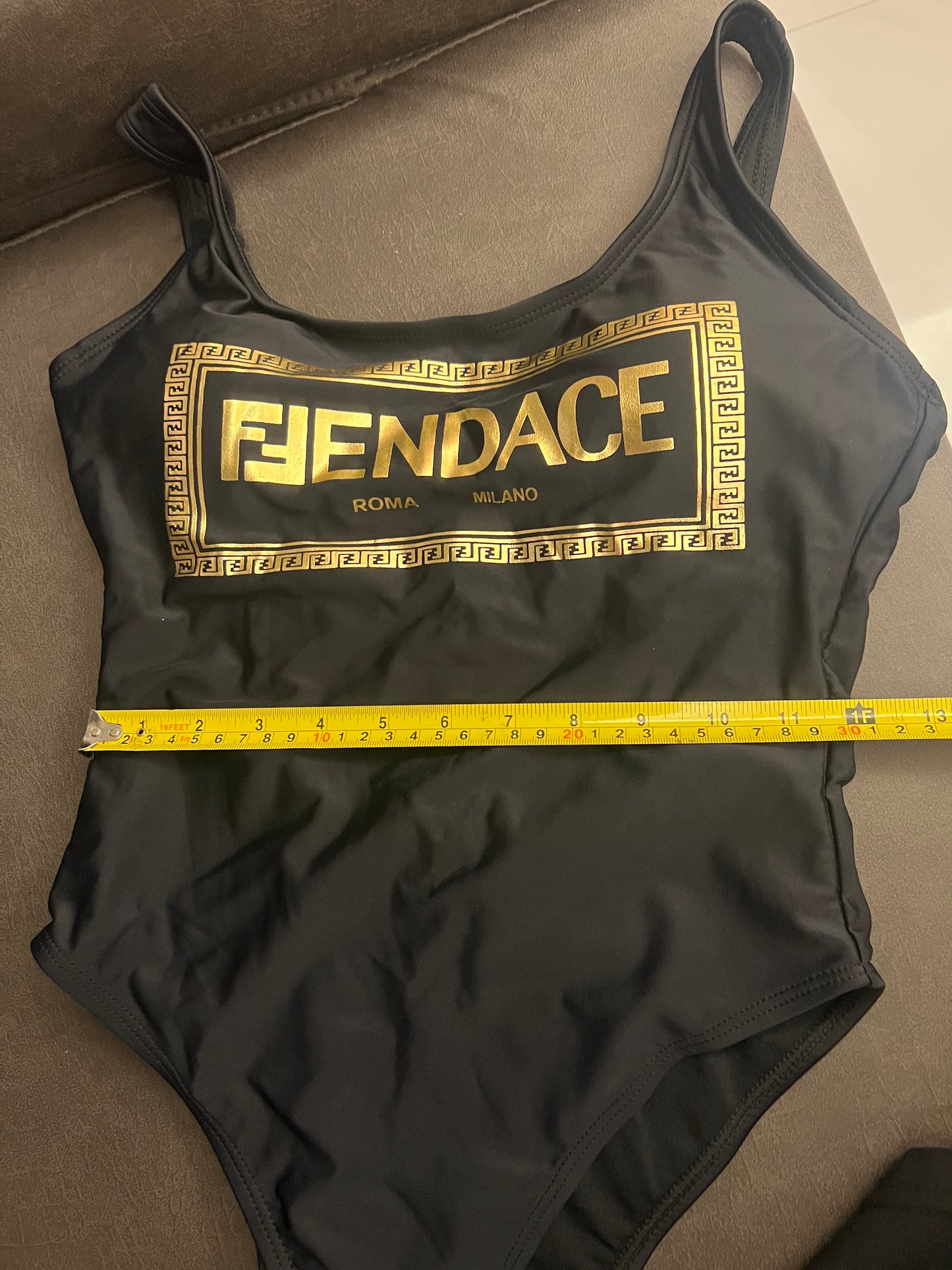 Maiô feminino Versace