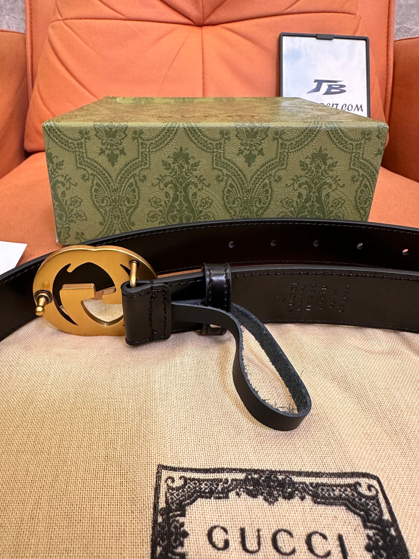 Cinturón de piel Gucci GG Marmont - negro con hebilla de oro antiguo