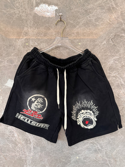 Shorts preto com estampa gráfica Hellstar