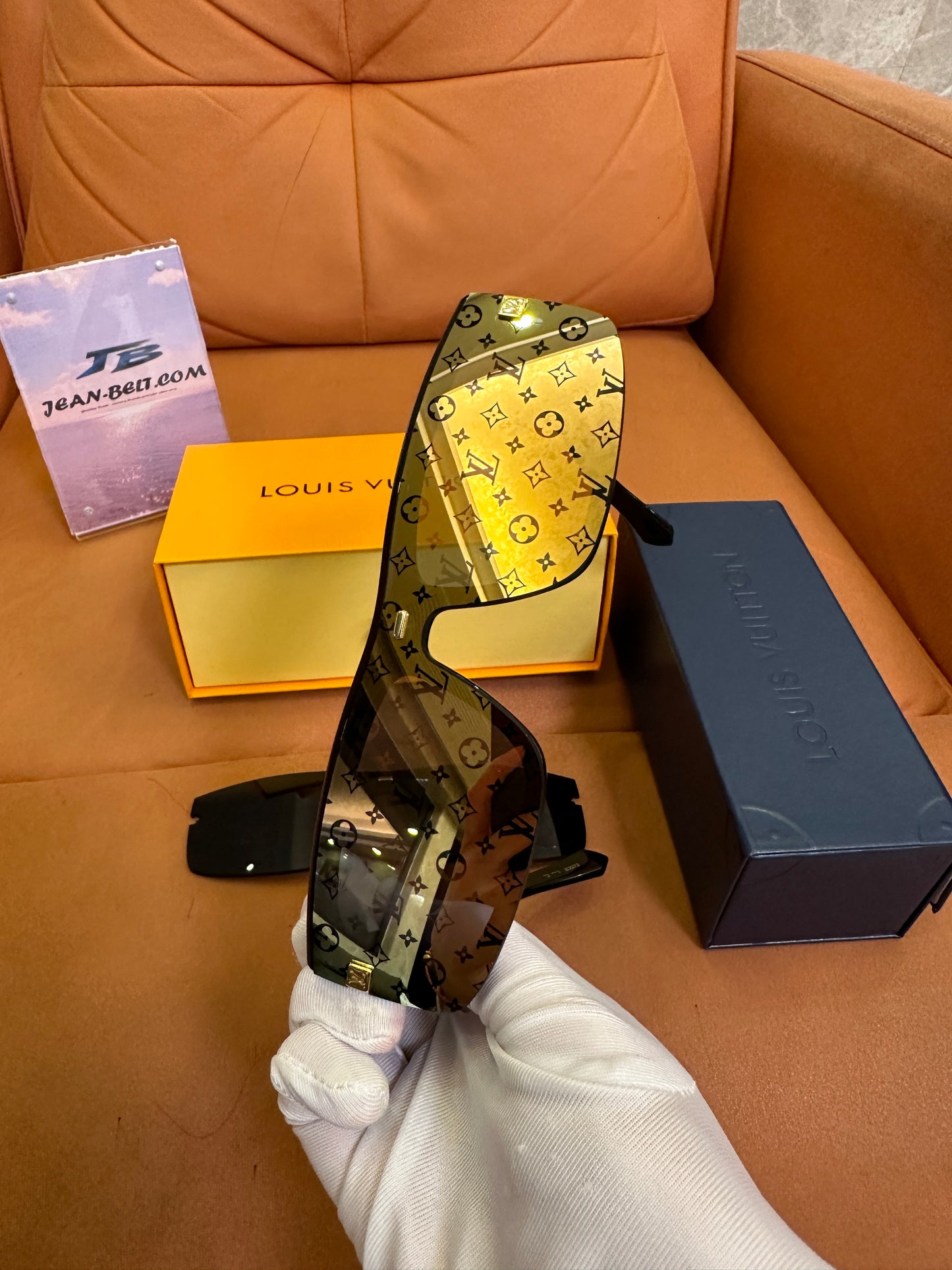 Louis Vuitton 1.1 Millionaires Sunglasses – Black Frame with Gold Monogram Lens