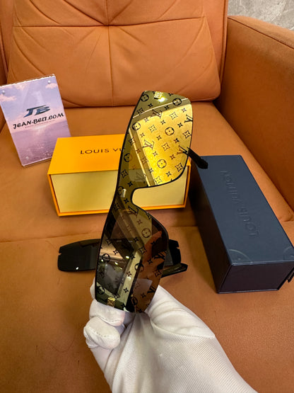 Louis Vuitton 1.1 Millionaires Sunglasses – Black Frame with Gold Monogram Lens