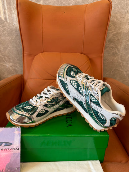 Bottega Veneta Speedster Low-Top Sneakers in Green and Silver Mesh