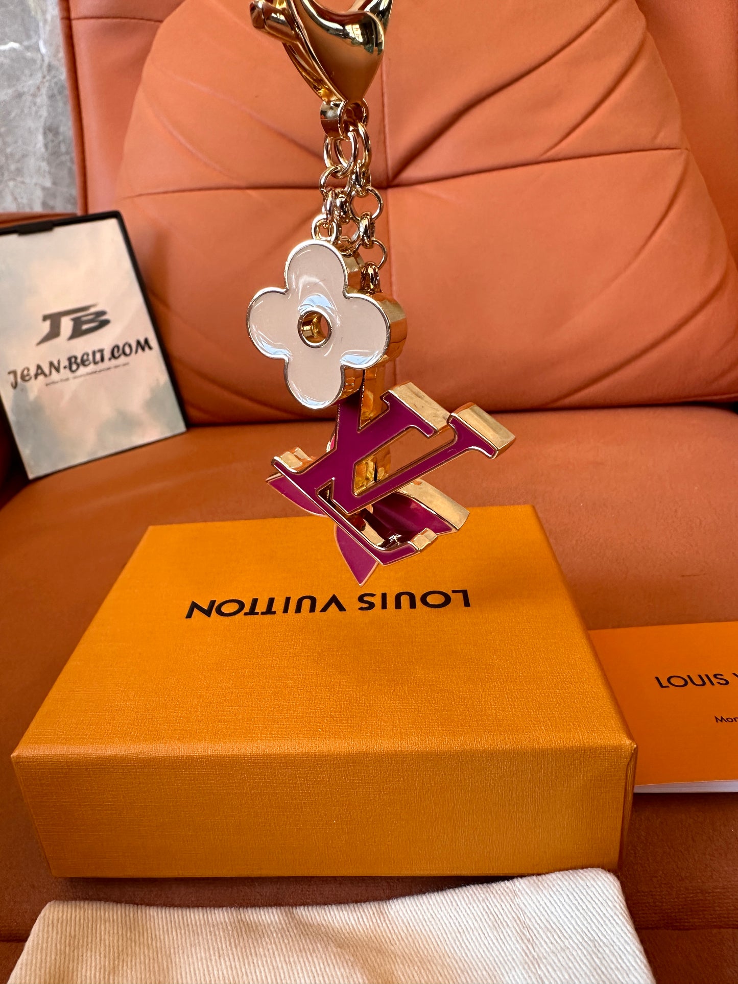 Charm para bolso y llavero de Louis Vuitton