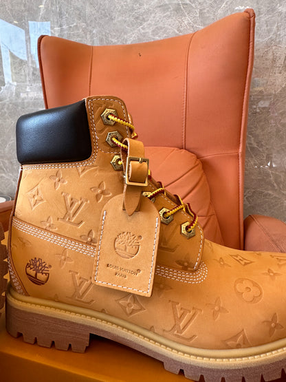 Botas de couro com monograma Louis Vuitton x Timberland em relevo