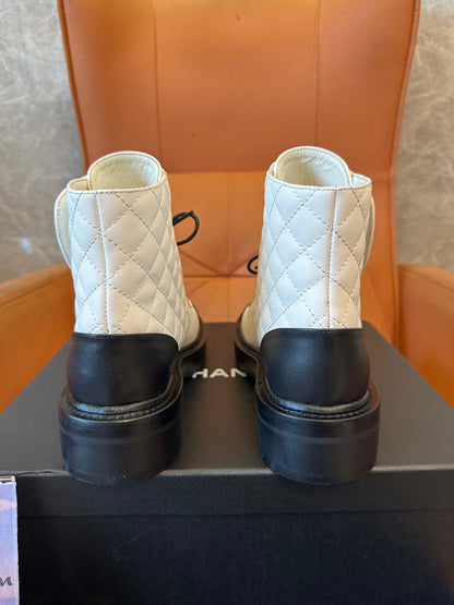 Chanel Chain Embellished Quilted Leather Ankle Boots – White & Black