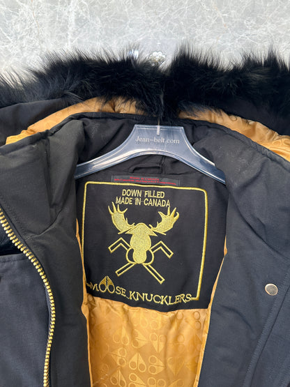 Parka Moose Knuckles série dourada – jaqueta preta de plumas