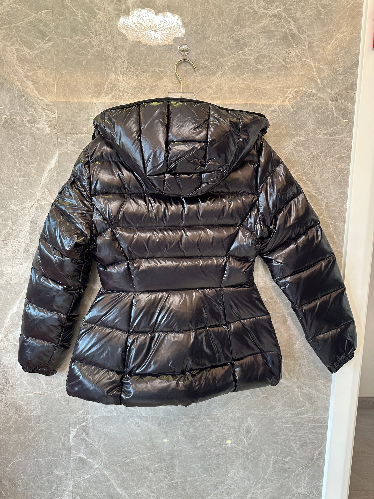 Moncler Hooded Shiny Down Puffer Jacket – Black
