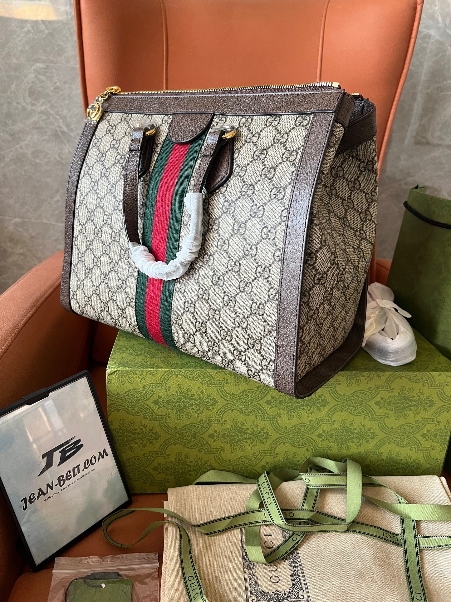 Gucci Ophidia GG Supreme 524537 Tote
