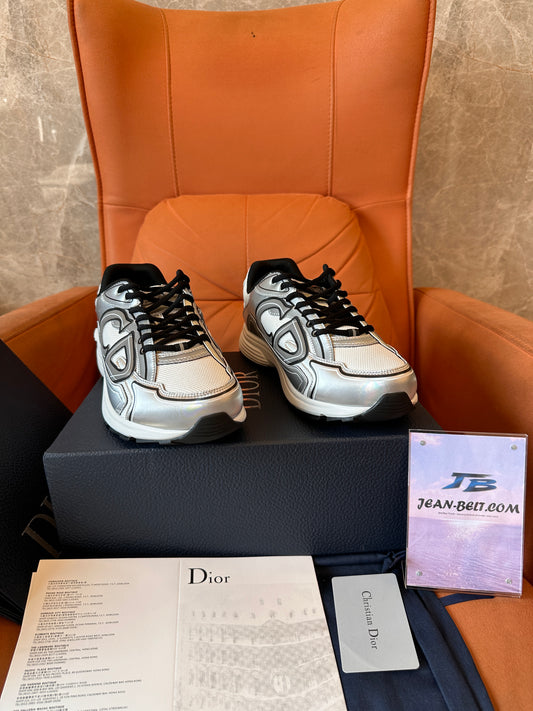 Zapatillas Dior B30 plateadas metalizadas con logotipo de CD