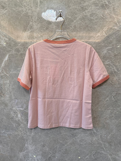 T-shirt Celine Paris de Inspiração Vintage - Cor-de-rosa