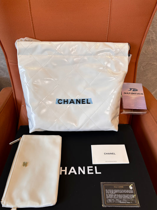 Chanel White Quilted Tote Bag – Luxury Patent Leather Shopping Bag