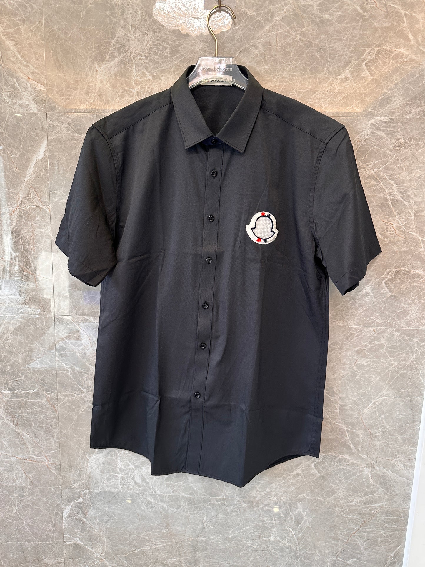Camisa clásica de manga corta para hombre de Moncler - negra