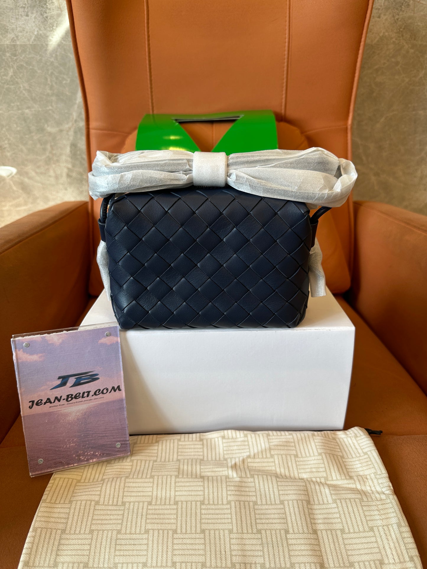 Mala a Tiracolo Mini Intrecciato Bottega Veneta em Pele Azul-Escuro