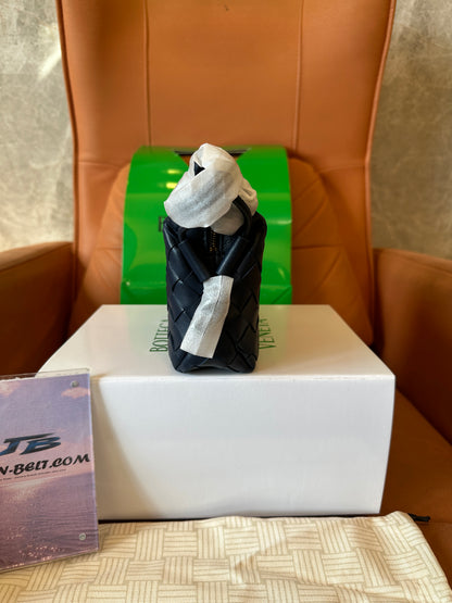 Mala a Tiracolo Mini Intrecciato Bottega Veneta em Pele Azul-Escuro