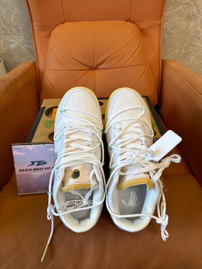 Nike x Off-White Dunk Low “Lot 18 of 50” White/Silver