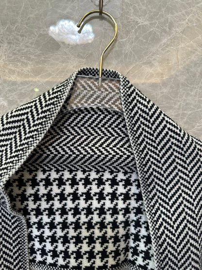 Chanel Black & White Houndstooth Chevron Wool Scarf