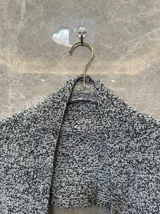 Chanel CC Wool Blend Knit Scarf – Black & White