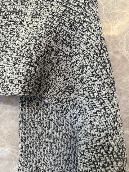 Chanel CC Wool Blend Knit Scarf – Black & White