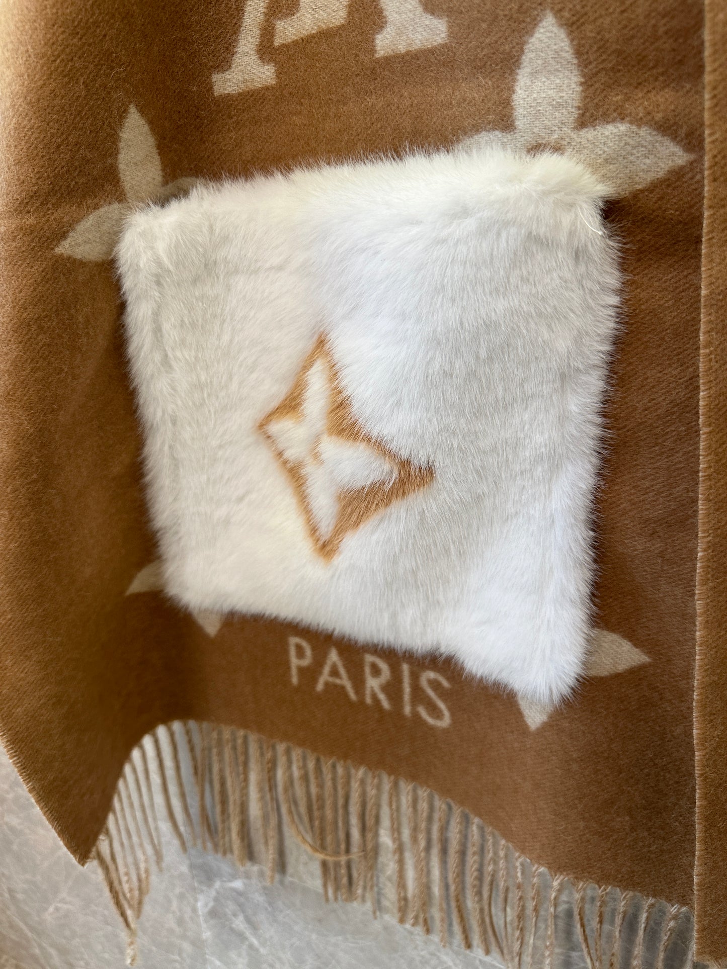 Louis Vuitton Monogram Wool Scarf with Fur Pockets – Camel & Cream