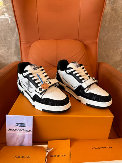 Zapatillas deportivas con monograma LV Trainer de Louis Vuitton