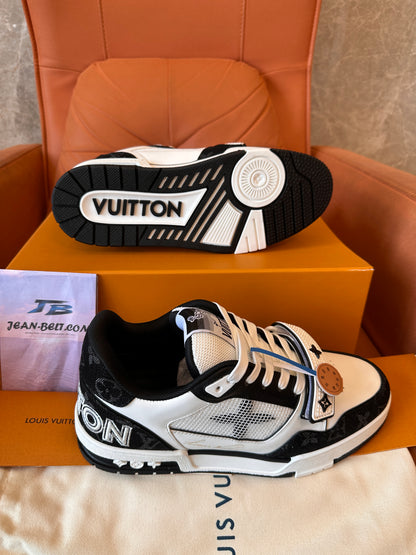 Zapatillas deportivas con monograma LV Trainer de Louis Vuitton