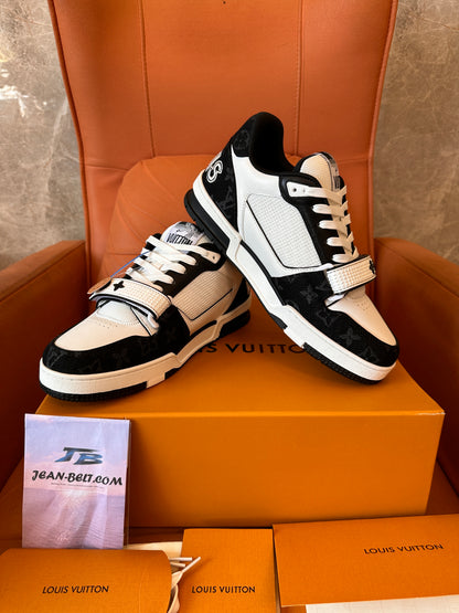 Zapatillas deportivas con monograma LV Trainer de Louis Vuitton