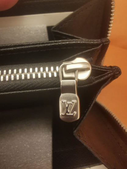 Louis Vuitton x Supreme Epi leather zippy wallet - M60072