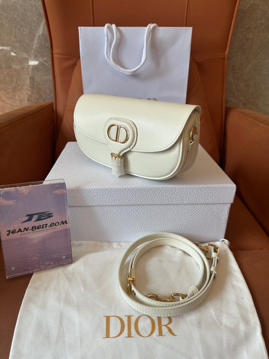 Dior 30 Montaigne Avenue Bag in Ivory Calfskin
