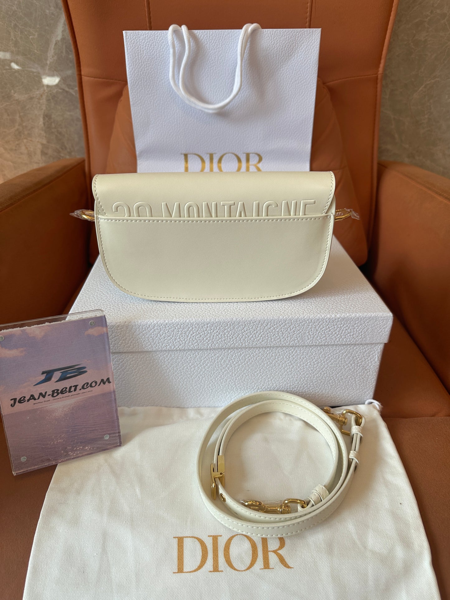 Dior 30 Montaigne Avenue Bag in Ivory Calfskin