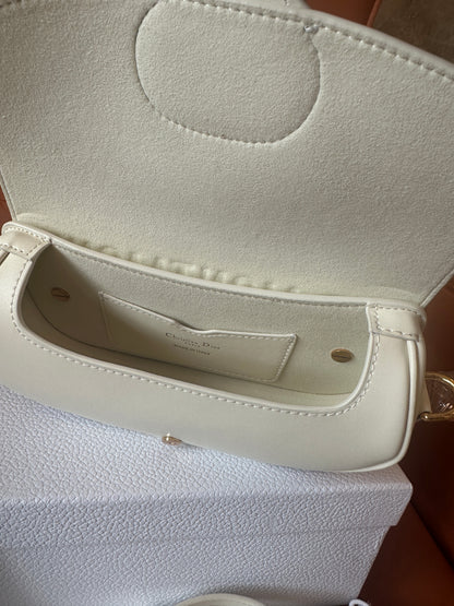 Dior 30 Montaigne Avenue Bag in Ivory Calfskin