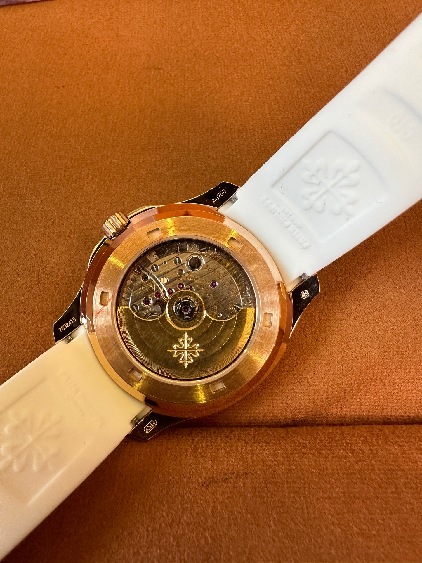 Patek Philippe Aquanaut Rose Gold Annual Calendar Watch – White Rubber Strap