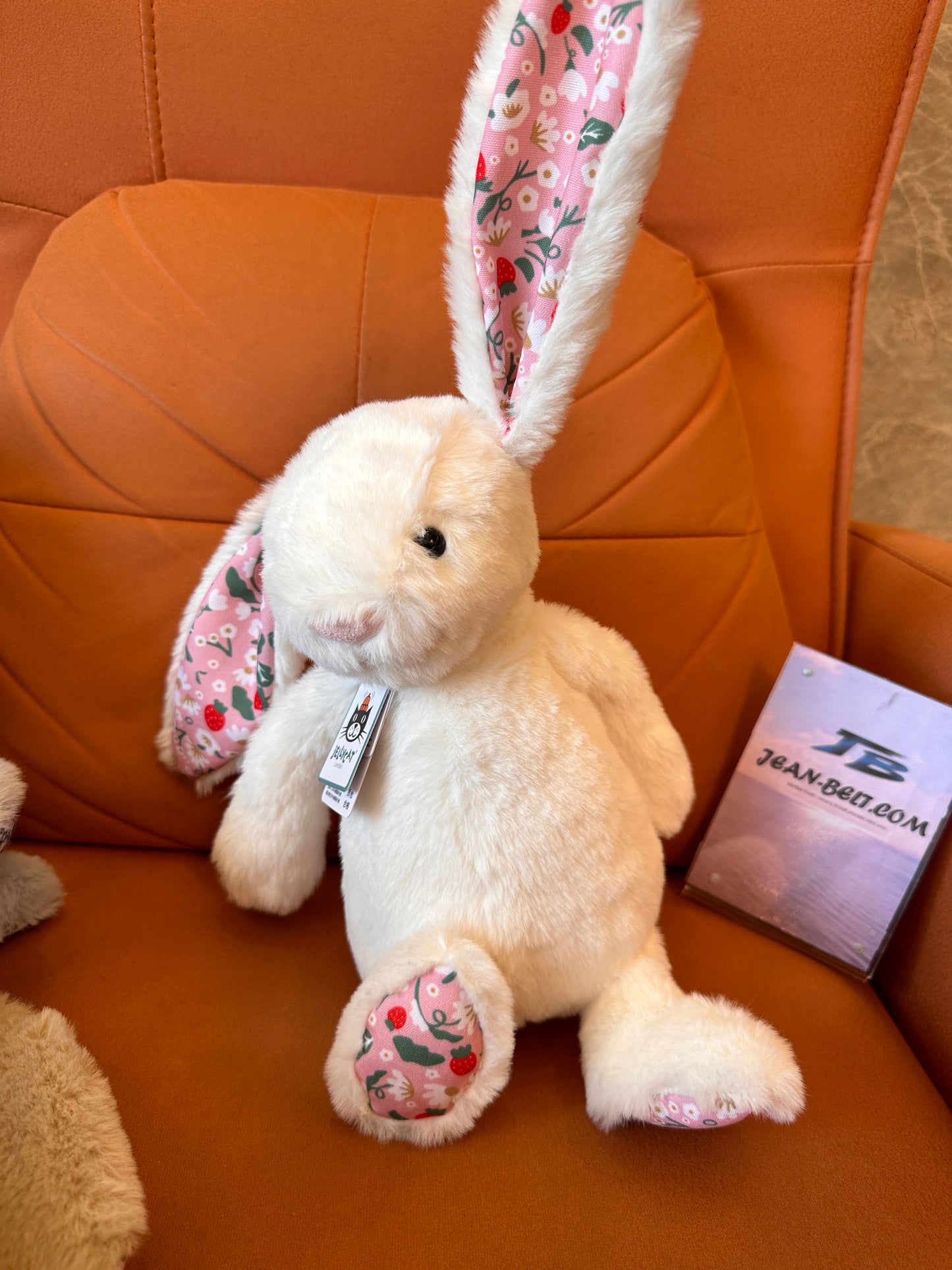 Jellycat Blossom Bunny Peluche – Coelha Macia com Orelhas Florais
